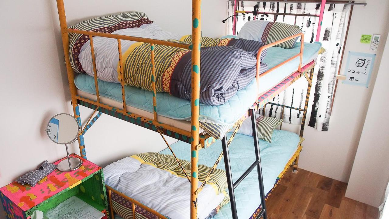 Kamagasaki University Of The Arts Cafe Garden Guest House Aka Cocoroom Osaka Exterior foto