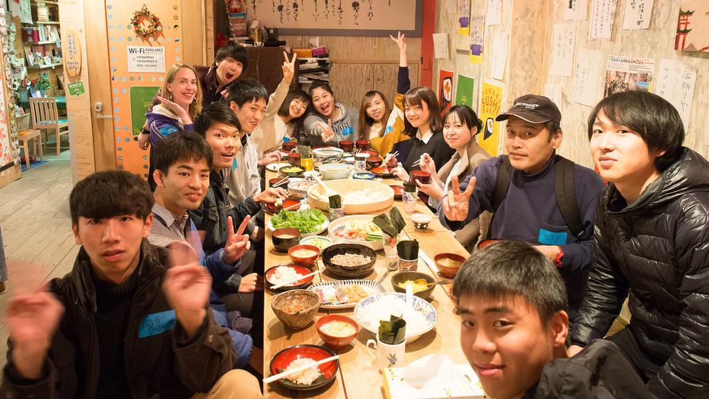 Kamagasaki University Of The Arts Cafe Garden Guest House Aka Cocoroom Osaka Exterior foto