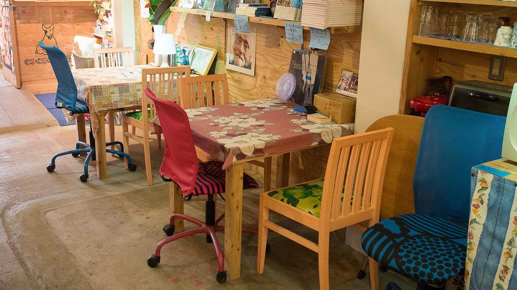 Kamagasaki University Of The Arts Cafe Garden Guest House Aka Cocoroom Osaka Exterior foto